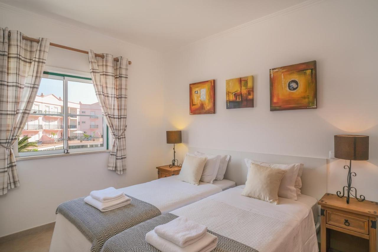 Top-Floor 2 Bedroom Holiday Home With Sea View And Pool Luz Exterior foto